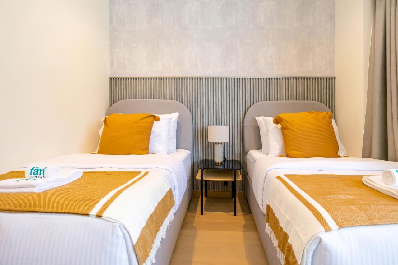 Fam Living - Rp Heights - 3 Mins Walk To Burj Khalifa & Dubai Mall Downtown Dubai Exterior photo