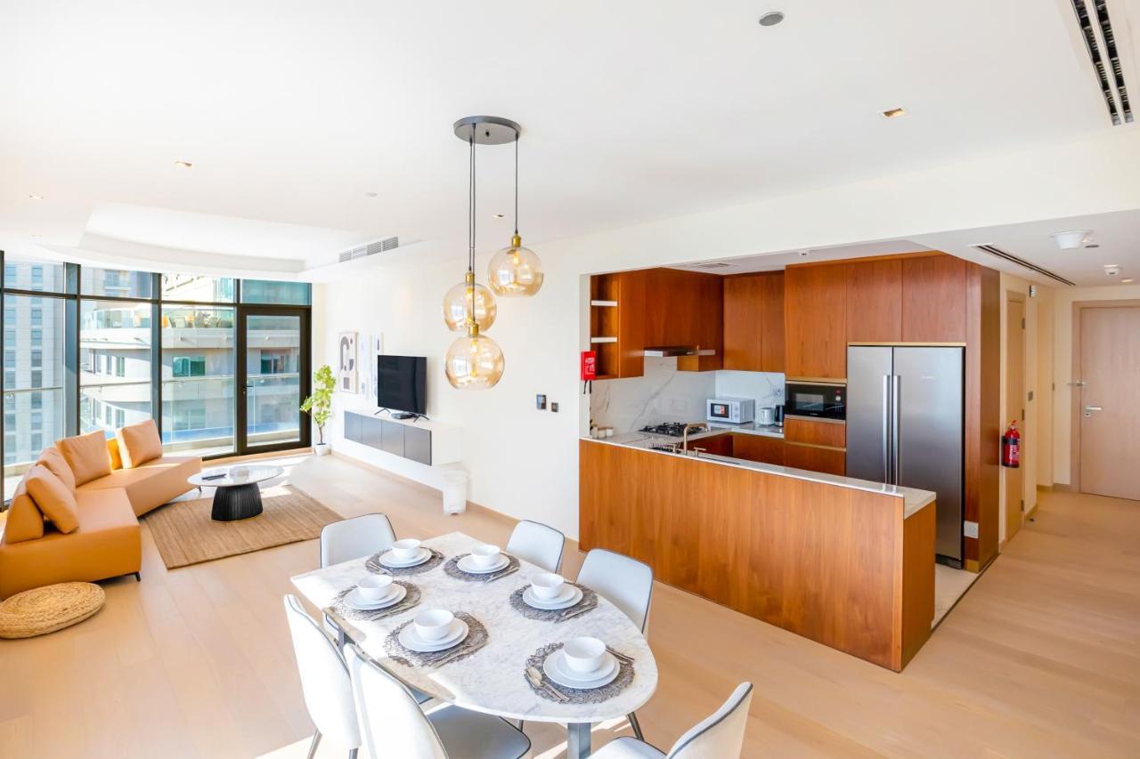 Fam Living - Rp Heights - 3 Mins Walk To Burj Khalifa & Dubai Mall Downtown Dubai Exterior photo