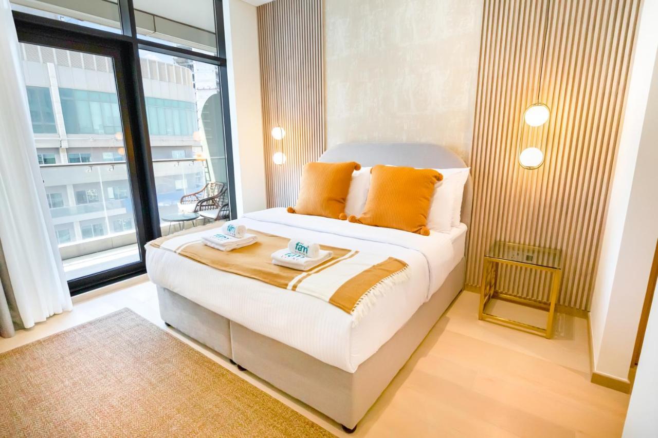 Fam Living - Rp Heights - 3 Mins Walk To Burj Khalifa & Dubai Mall Downtown Dubai Exterior photo