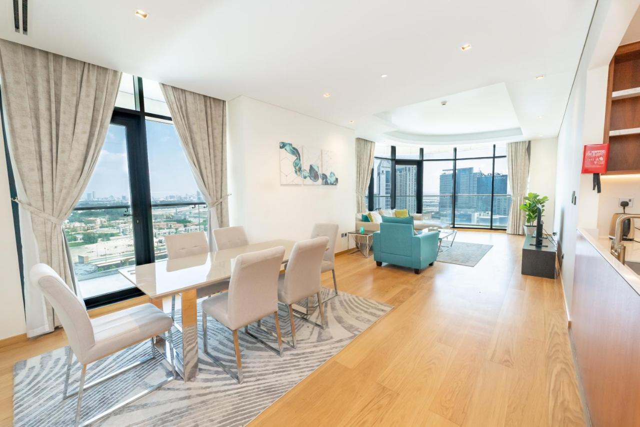 Fam Living - Rp Heights - 3 Mins Walk To Burj Khalifa & Dubai Mall Downtown Dubai Exterior photo