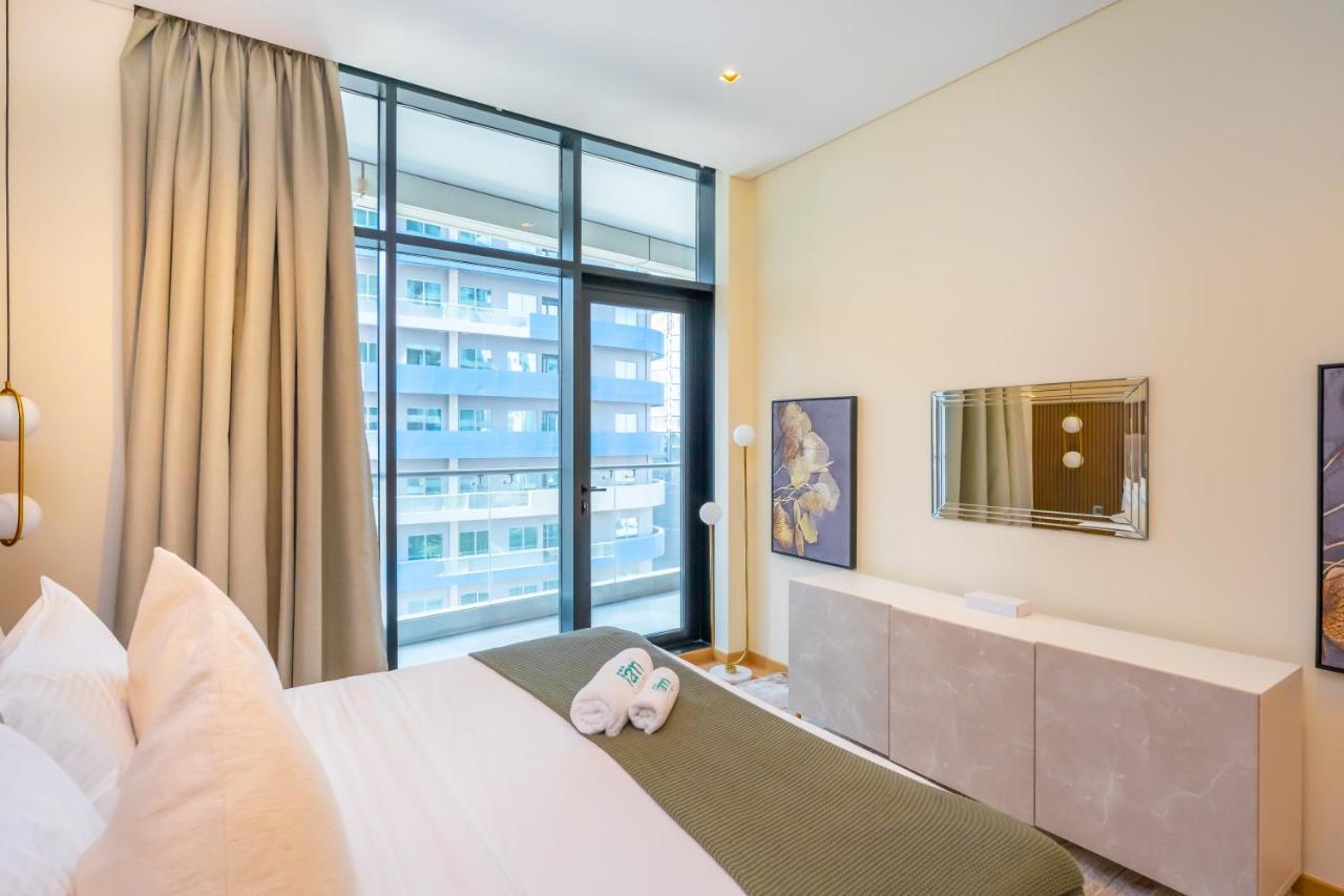 Fam Living - Rp Heights - 3 Mins Walk To Burj Khalifa & Dubai Mall Downtown Dubai Exterior photo