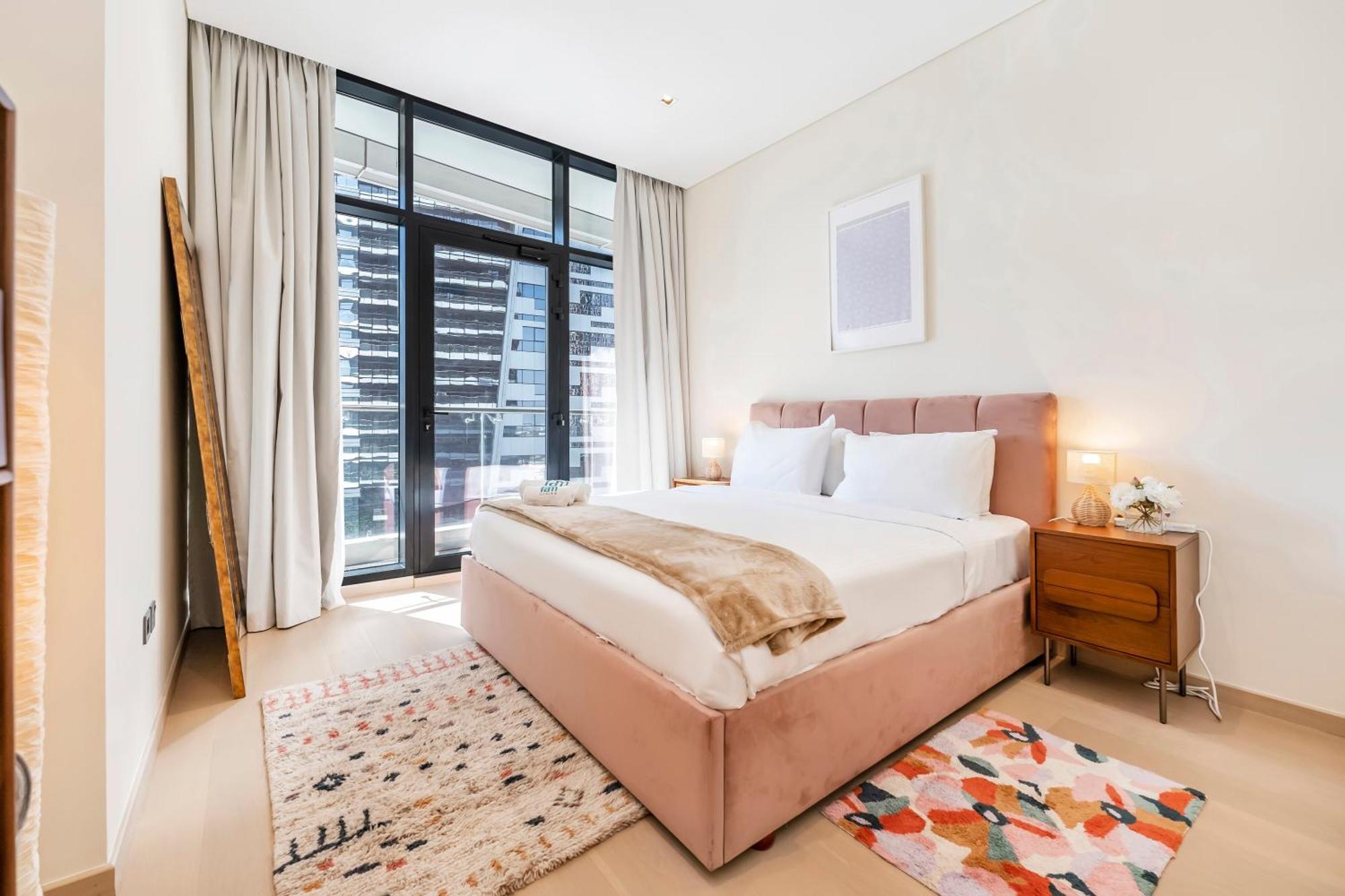Fam Living - Rp Heights - 3 Mins Walk To Burj Khalifa & Dubai Mall Downtown Dubai Exterior photo